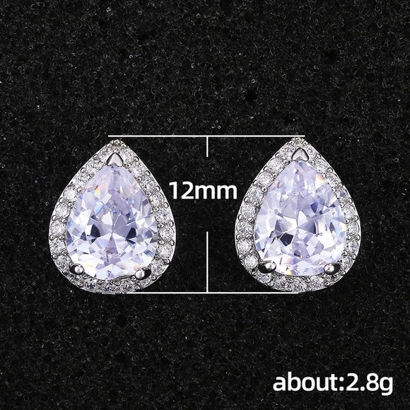 New Pear cut Diamond Stud Earrings - Picture 6 of 6